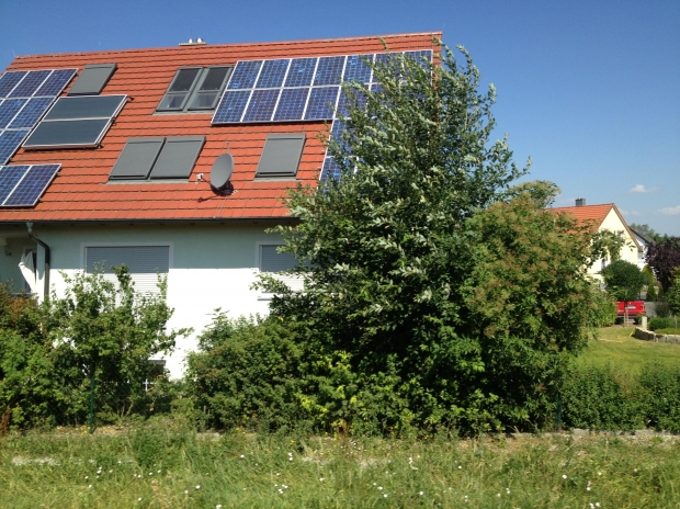 housewithsolarpanels